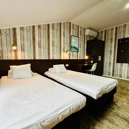 Biancas Hotel 2*